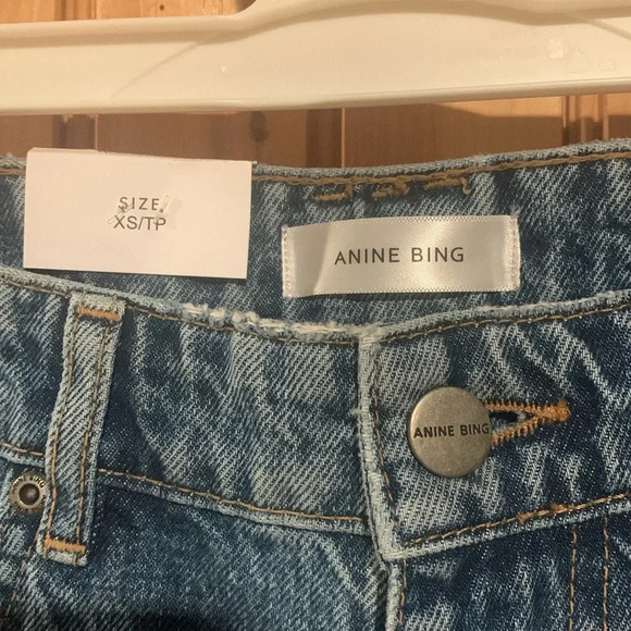 New ANINE BING Jean shorts - Picture 2 of 8